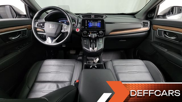 Honda CR-V 1.5 Touring 4WD купить на сайте DeffCars