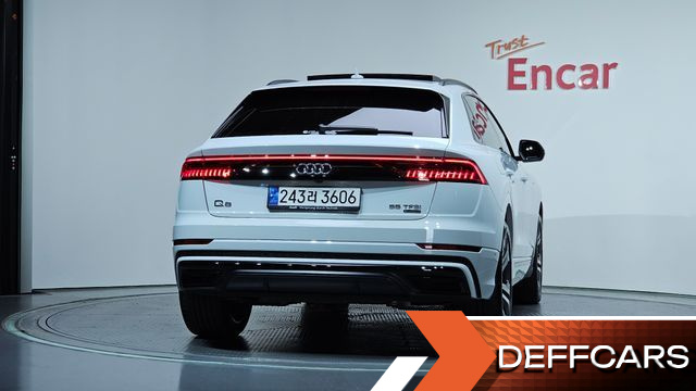Audi Q8 55 TFSI Quattro Premium купить на сайте DeffCars