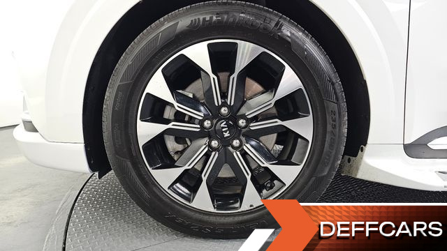Kia CARNIVAL Gasoline 9-Seater Hi-Limousine Signature купить на сайте DeffCars
