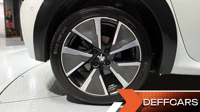 Peugeot 208 GT Line купить на сайте DeffCars