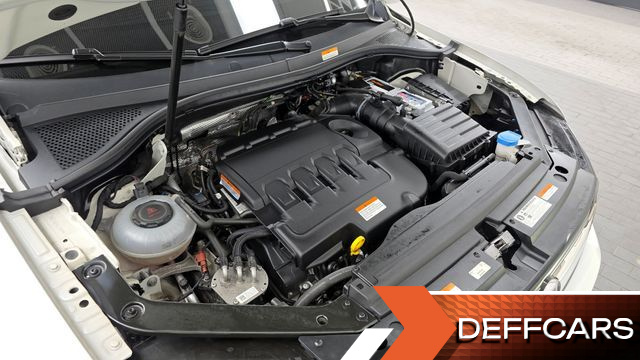 Volkswagen TIGUAN 2.0 TDI Premium купить на сайте DeffCars