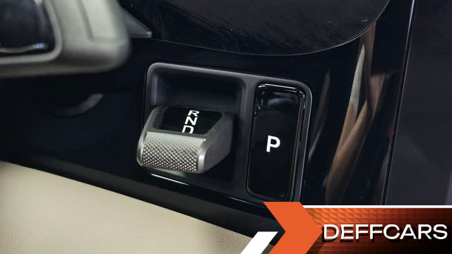 Porsche TAYCAN Base купить на сайте DeffCars