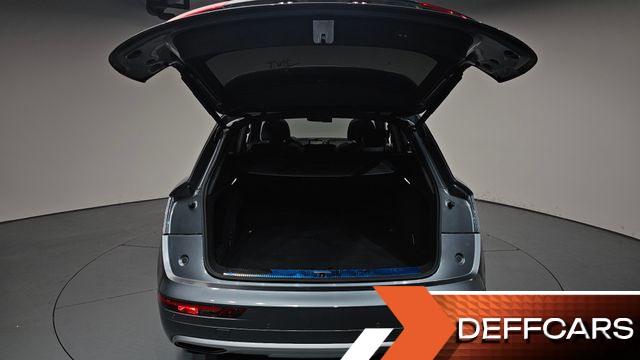 Audi Q5 45 TFSI Quattro Premium купить на сайте DeffCars
