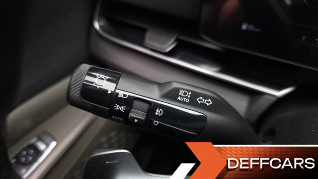 Kia CARNIVAL 9-Seater Noblesse купить на сайте DeffCars