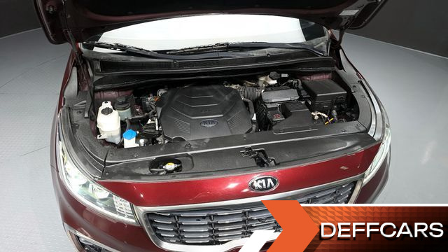 Kia CARNIVAL Gasoline 9-Seater Noblesse Special купить на сайте DeffCars
