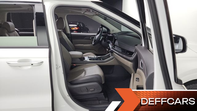 Kia CARNIVAL 9-Seater Noblesse купить на сайте DeffCars