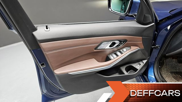 BMW 3-SERIES 320i Luxury купить на сайте DeffCars
