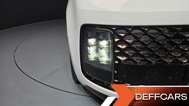 Hyundai STARIA 4WD Lounge 9-Seater Prestige купить на сайте DeffCars