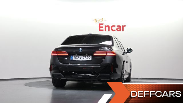 BMW 5-SERIES 530e xDrive M Sport купить на сайте DeffCars