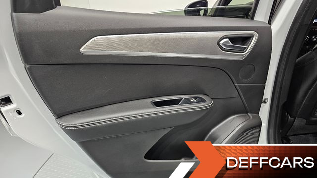Renault-KoreaSamsung XM3 1.6 E-TECH Inspire e-shifter купить на сайте DeffCars