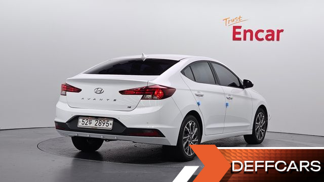 Hyundai AVANTE 1.6 Style купить на сайте DeffCars