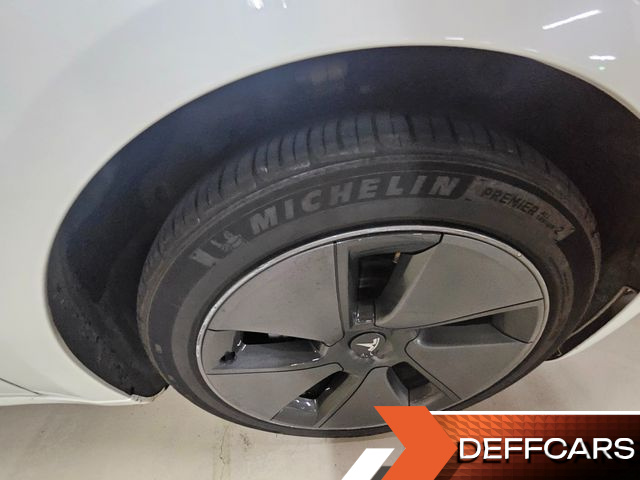 Tesla MODEL 3 Long Range AWD купить на сайте DeffCars