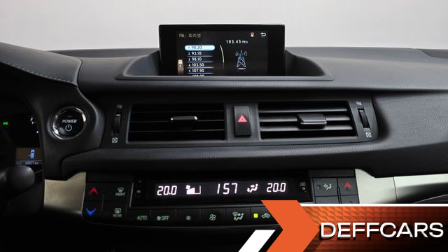 Lexus CT200H 1.8 Supreme ZWA10 купить на сайте DeffCars