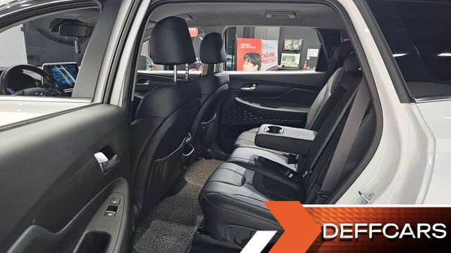 Hyundai SANTAFE Gasoline 2.0T 2WD Premium купить на сайте DeffCars
