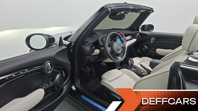 Mini COOPER CONVERTIBLE Classic Third Generation купить на сайте DeffCars
