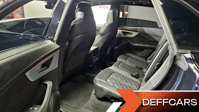 Audi Q8 55 TFSI Quattro Premium купить на сайте DeffCars