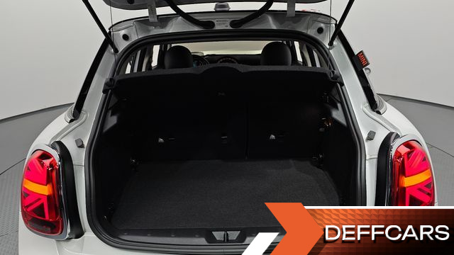 Mini COOPER 5Door Classic Third Generation купить на сайте DeffCars