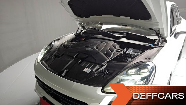 Porsche CAYENNE 3.0 PLATINUM EDITION купить на сайте DeffCars