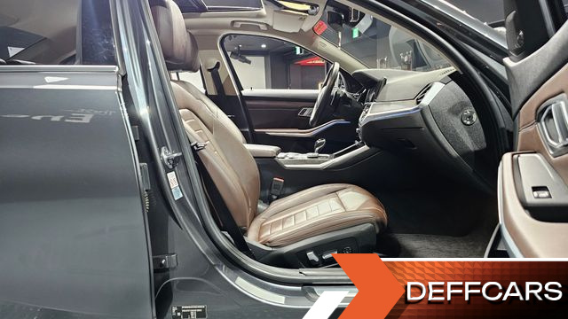 BMW 3-SERIES 320d Luxury купить на сайте DeffCars