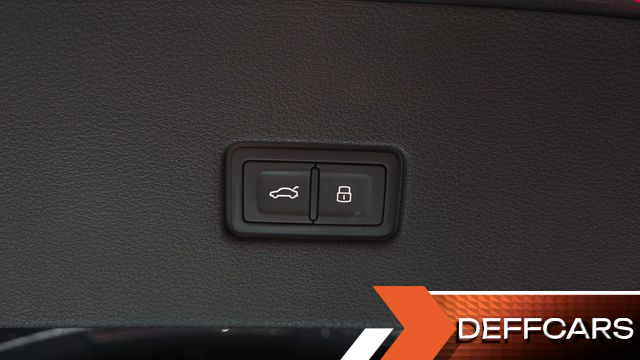 Audi Q8 45 TDI Quattro Premium купить на сайте DeffCars