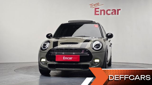 Mini COOPER 5Door Standard 3rd купить на сайте DeffCars
