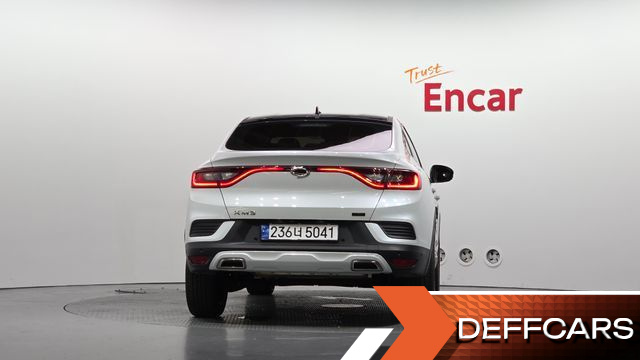 Renault-KoreaSamsung XM3 1.6 E-TECH Inspire e-shifter купить на сайте DeffCars