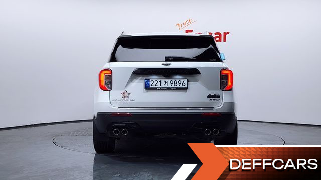 Ford EXPLORER 3.0 Platinum 4WD купить на сайте DeffCars
