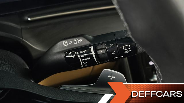 Kia CARNIVAL 7-Seater Signature купить на сайте DeffCars
