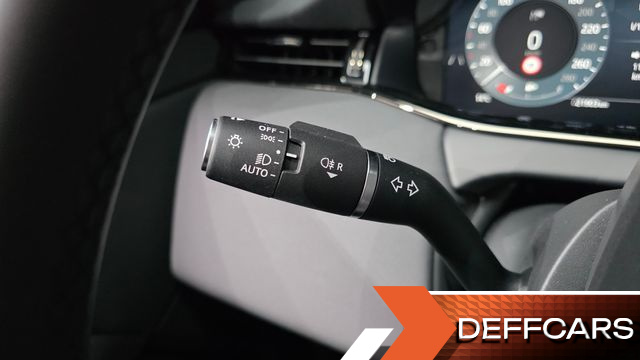 Land Rover RANGE ROVER EVOQUE P250 Dynamic SE купить на сайте DeffCars