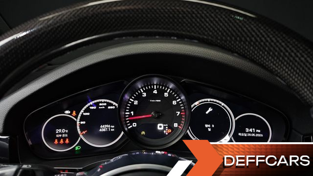 Porsche CAYENNE 3.0 PLATINUM EDITION купить на сайте DeffCars