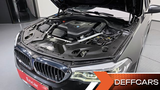 BMW 5-SERIES 530i xDrive Luxury Plus купить на сайте DeffCars