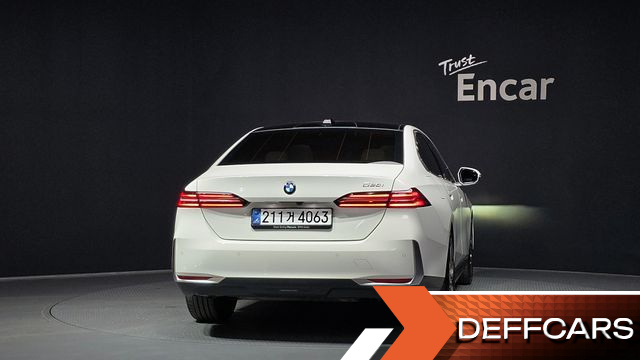 BMW 5-SERIES 520i купить на сайте DeffCars