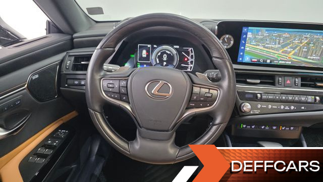 Lexus ES Executive купить на сайте DeffCars