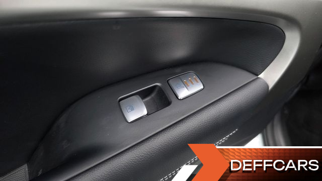 Genesis G70 Gasoline 2.0T 4WD купить на сайте DeffCars