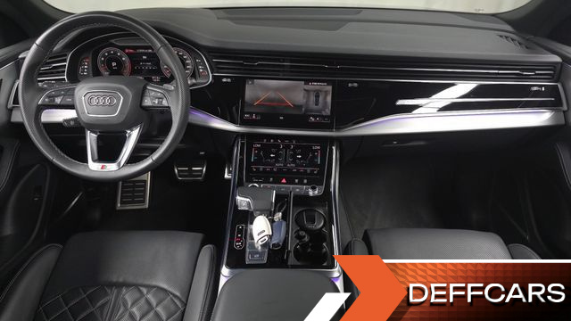 Audi Q8 55 TFSI Quattro Premium купить на сайте DeffCars