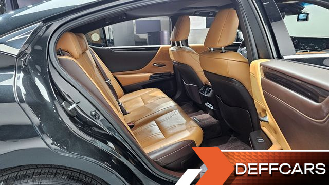 Lexus ES Luxury Plus купить на сайте DeffCars
