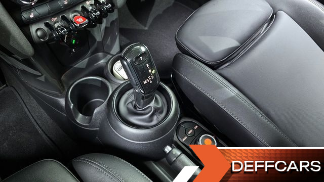 Mini COOPER 5Door Standard 3rd купить на сайте DeffCars
