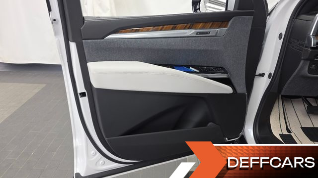 Cadillac ESCALADE 6.2 ESV ESV Sports Platinum купить на сайте DeffCars