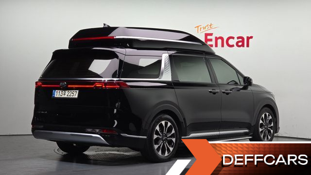 Kia CARNIVAL Gasoline 9-Seater Hi-Limousine Signature купить на сайте DeffCars