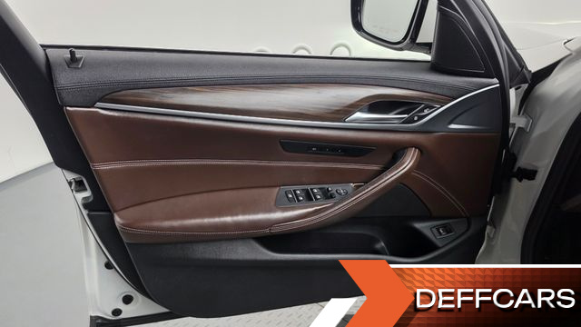 BMW 5-SERIES 520d Luxury Plus купить на сайте DeffCars