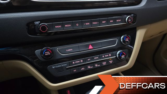 Kia CARNIVAL 9-Seater Noblesse Special купить на сайте DeffCars
