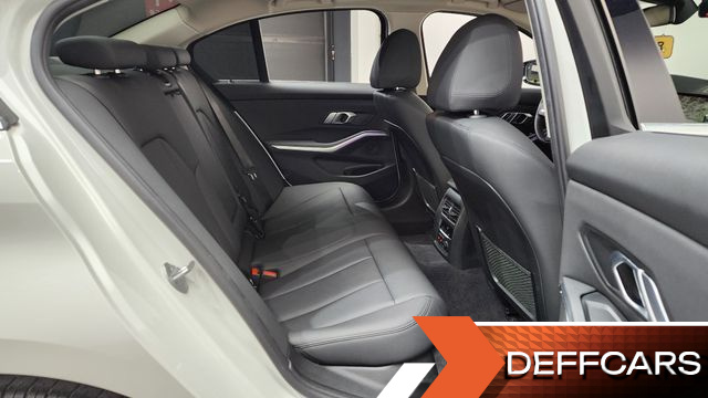 BMW 3-SERIES 320i купить на сайте DeffCars