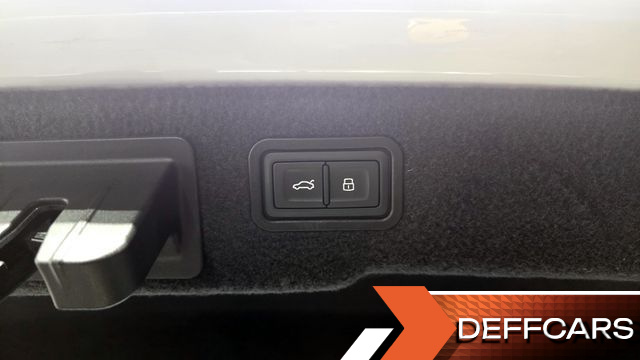 Audi A8 50 TDI Quattro LWB купить на сайте DeffCars