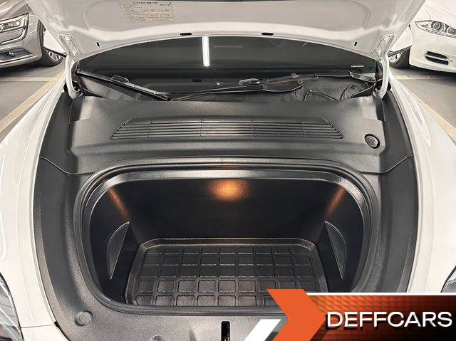 Tesla MODEL Y RWD купить на сайте DeffCars