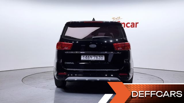 Kia CARNIVAL 9-Seater Prstige купить на сайте DeffCars