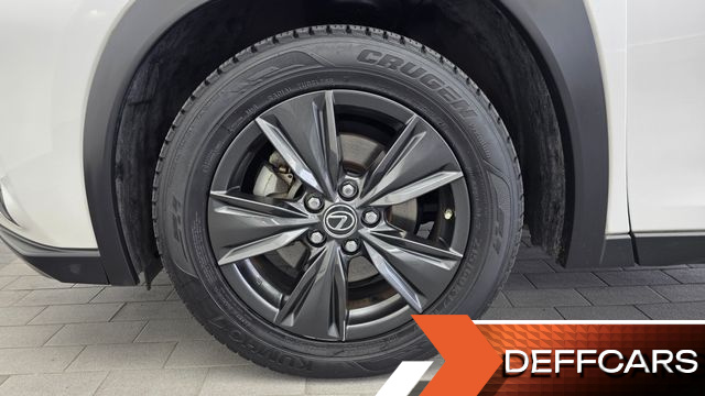 Lexus UX 2.0 2WD купить на сайте DeffCars
