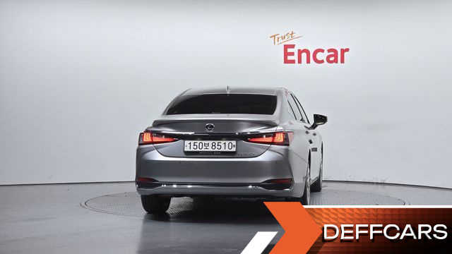 Lexus ES Luxury Plus купить на сайте DeffCars