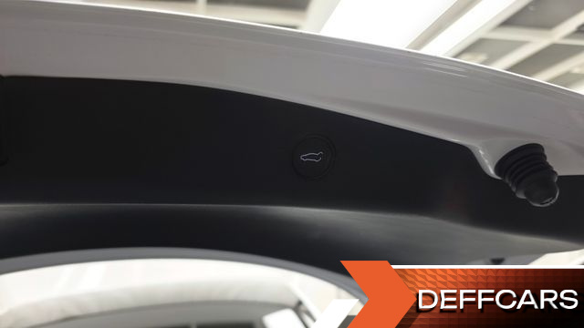 Tesla MODEL 3 Long Range AWD купить на сайте DeffCars
