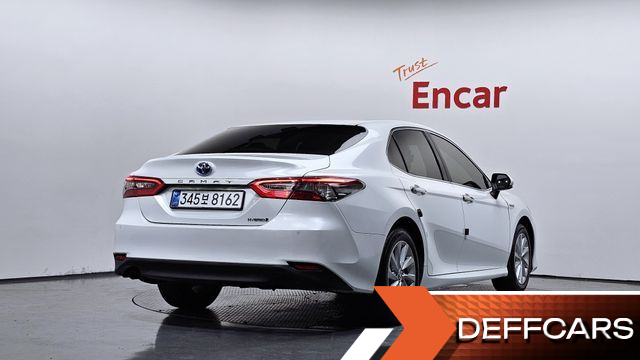 Toyota CAMRY 2.5 LE Hybrid купить на сайте DeffCars
