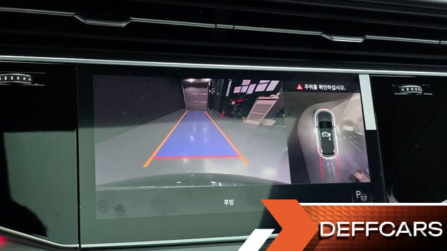 Audi Q7 55 TFSI Quattro Premium купить на сайте DeffCars